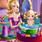 Игра Барби стала мамой